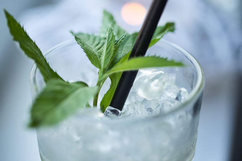 Refreshing fountain drink or bottled beverage primo